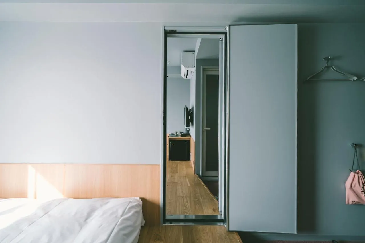 Landabout Tokyo Hotel 3*,